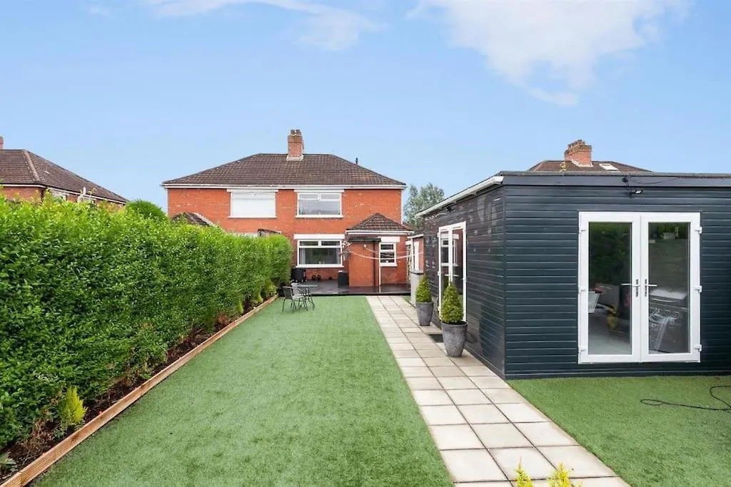 Modern Home 10 Mins To Belfast City المملكة المتحدة